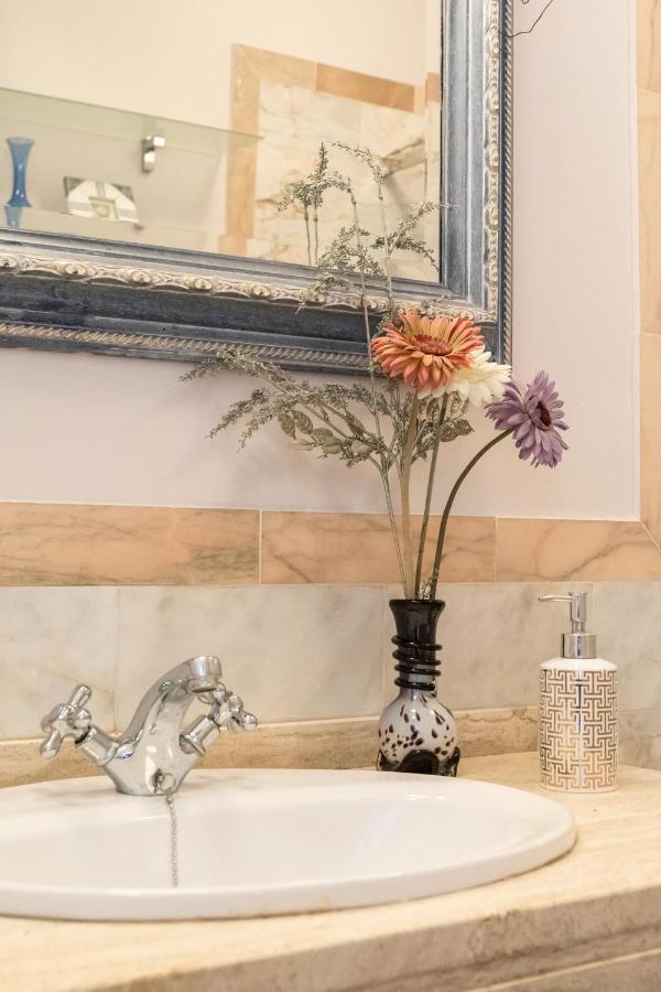 Apartamento Desde El Cielo De Triana Διαμέρισμα Σεβίλλη Εξωτερικό φωτογραφία